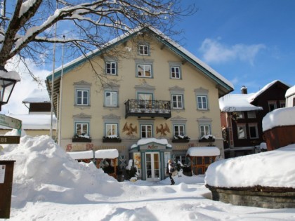 照片: https://www.facebook.com/hotel.adler